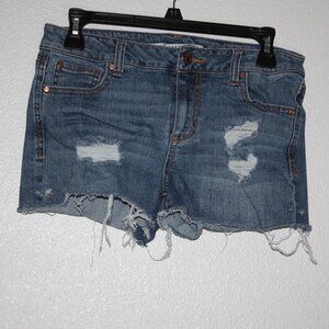 Celebrity Pink distressed cut off jean shorts size 7